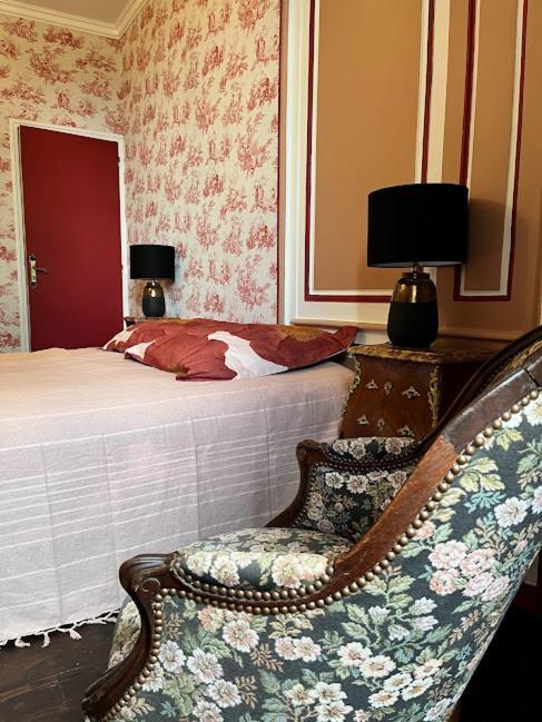 Mortain-Bocage La Tour Cachee Bed & Breakfast エクステリア 写真